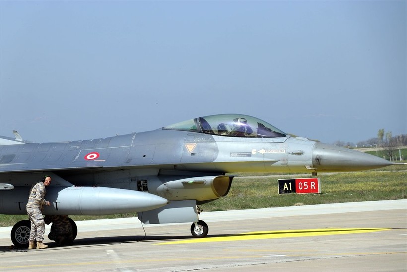 Gök vatanın gizli kahramanları: Uçak bakım teknisyenleri - Resim: 14