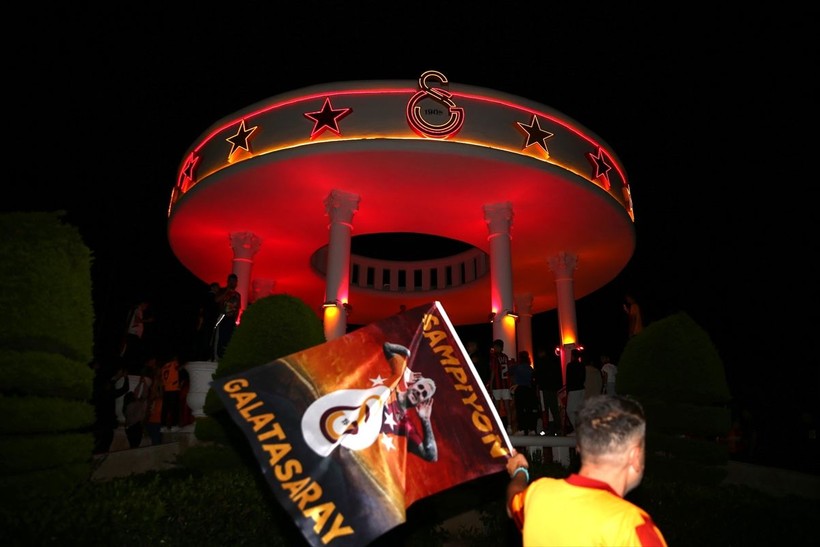 Galatasaray'ın şampiyon olması halinde kasasına girecek rakam dudak uçuklattı - Resim: 2