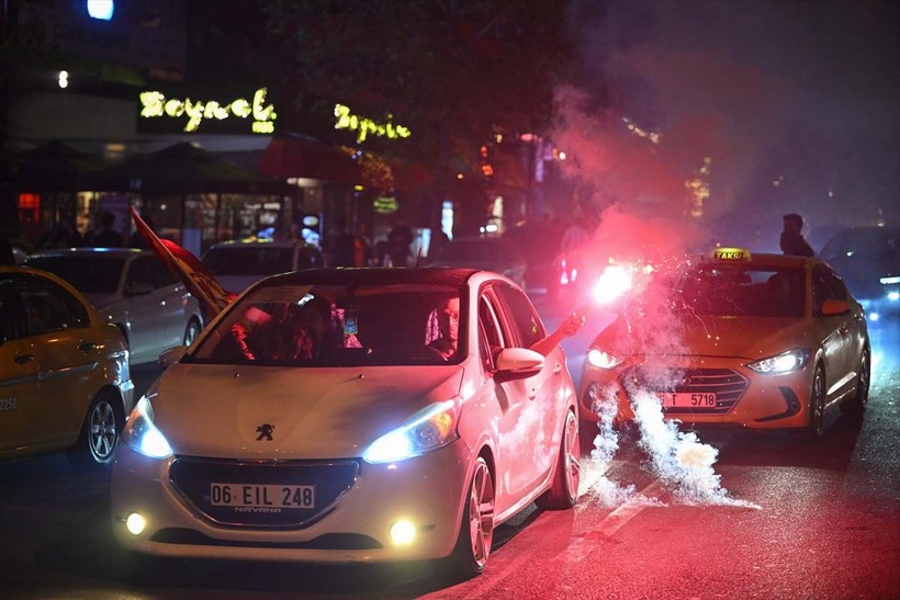 Ağrı'dan Tekirdağ'a şampiyonluk kutlaması! Yurdun dört bir yanında Galatasaraylı taraftardan kutlama - Resim: 67