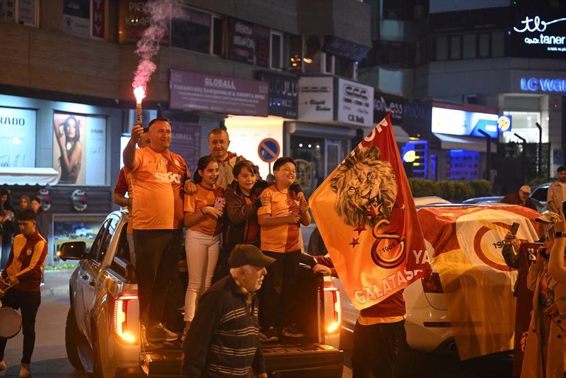 Ağrı'dan Tekirdağ'a şampiyonluk kutlaması! Yurdun dört bir yanında Galatasaraylı taraftardan kutlama - Resim: 61