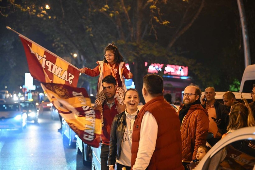 Ağrı'dan Tekirdağ'a şampiyonluk kutlaması! Yurdun dört bir yanında Galatasaraylı taraftardan kutlama - Resim: 60