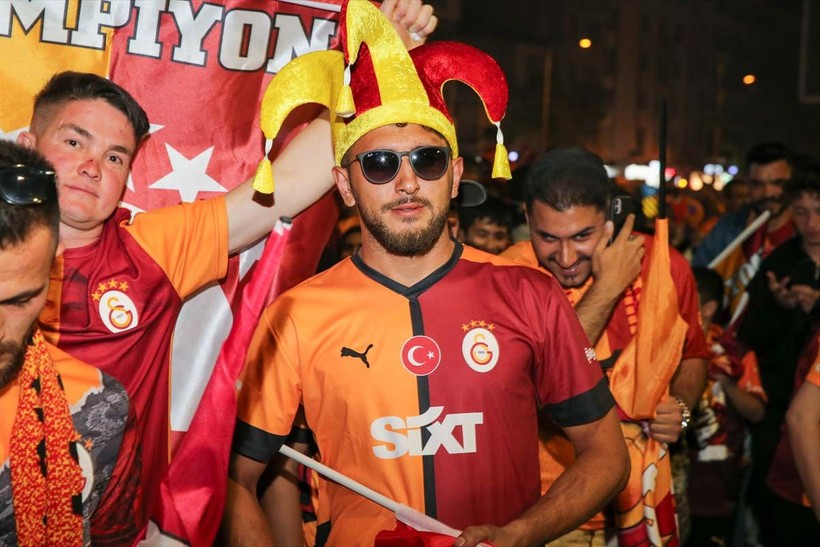 Ağrı'dan Tekirdağ'a şampiyonluk kutlaması! Yurdun dört bir yanında Galatasaraylı taraftardan kutlama - Resim: 48
