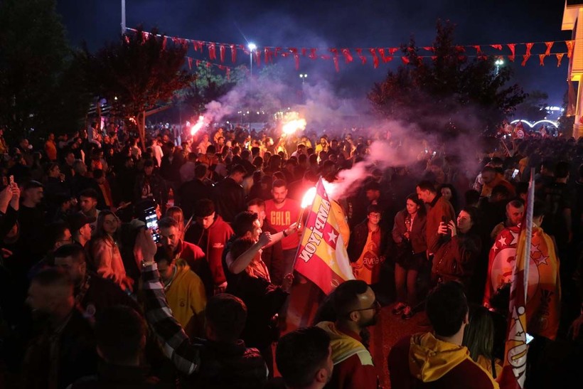 Ağrı'dan Tekirdağ'a şampiyonluk kutlaması! Yurdun dört bir yanında Galatasaraylı taraftardan kutlama - Resim: 32