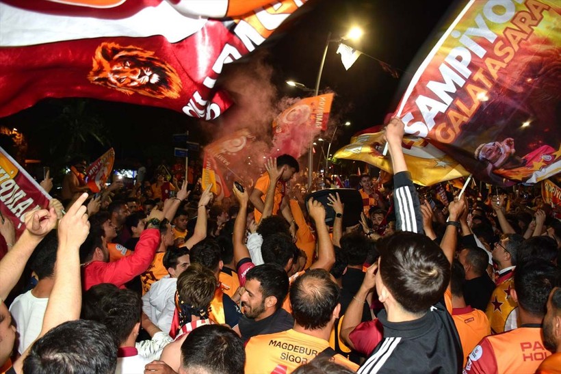 Ağrı'dan Tekirdağ'a şampiyonluk kutlaması! Yurdun dört bir yanında Galatasaraylı taraftardan kutlama - Resim: 9