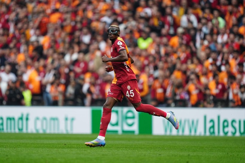 Galatasaray'ın yıldızı Osimhen gidecek mi, kalacak mı? En yakınına açıkladı - Resim: 5