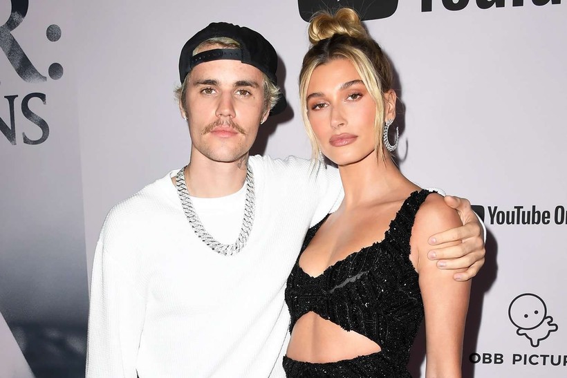 Hailey Bieber'ın çantasından 'büyü' çıktı - Resim: 1