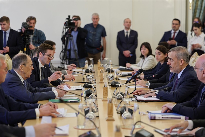 Hakan Fidan Moskova'da | Lavrov: Müzakerelerin ikinci turu için yine Türk dostlarımıza başvurabiliriz - Resim : 1