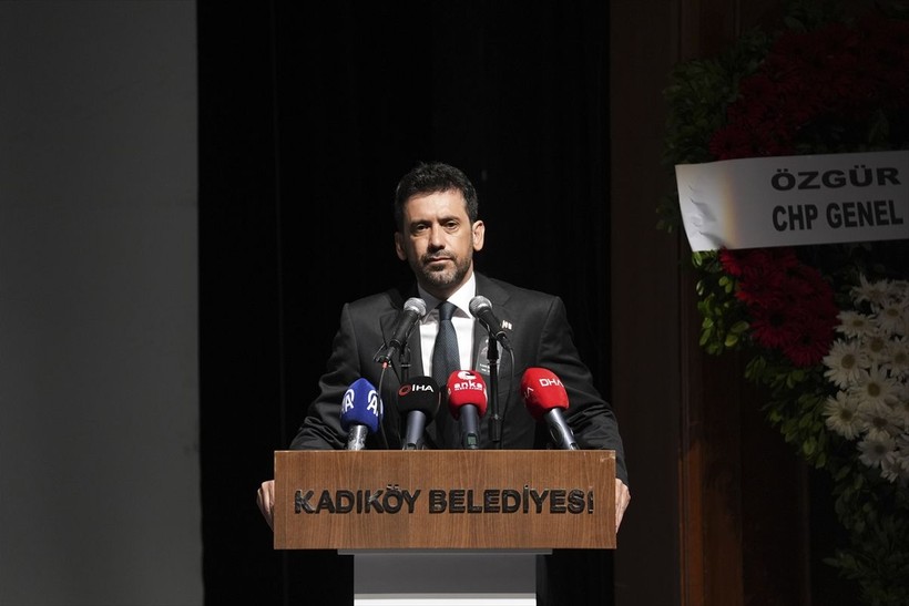 İlhan Şeşen'e veda! Cenazesi asansörde mahsur kaldı - Resim: 5