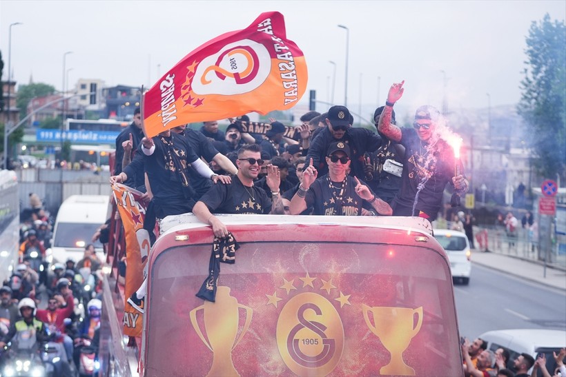 Galatasaray, şampiyonluk kutlamalarında 250 milyon TL'den fazla gelir elde etti - Resim : 4