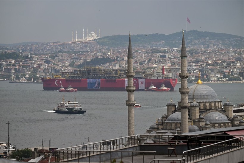 Osman Gazi fethin yıl dönümünde İstanbul Boğazı'nda - Resim: 28