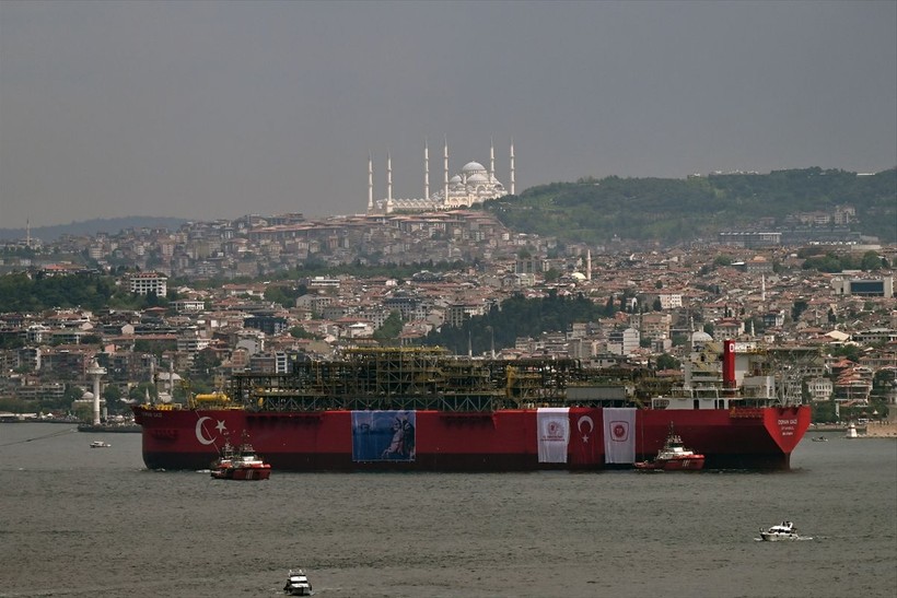 Osman Gazi fethin yıl dönümünde İstanbul Boğazı'nda - Resim: 26