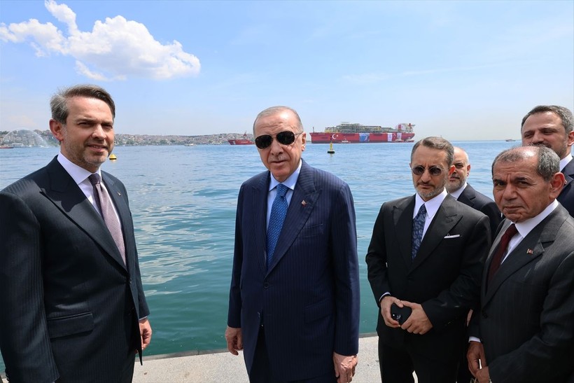 Cumhurbaşkanı Erdoğan Osman Gazi'yi Karadeniz'e uğurladı - Resim: 3