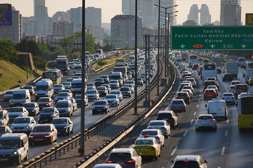 Arefe günü İstanbul'da yollar boş kaldı - Resim: 1
