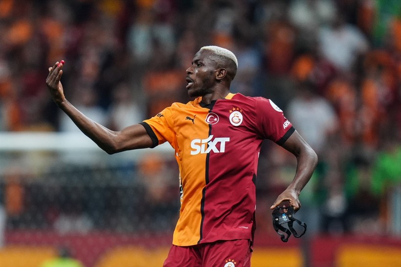 Victor Osimhen Al-Hilal'in 45 milyon euroluk teklifini reddetti - Resim : 2