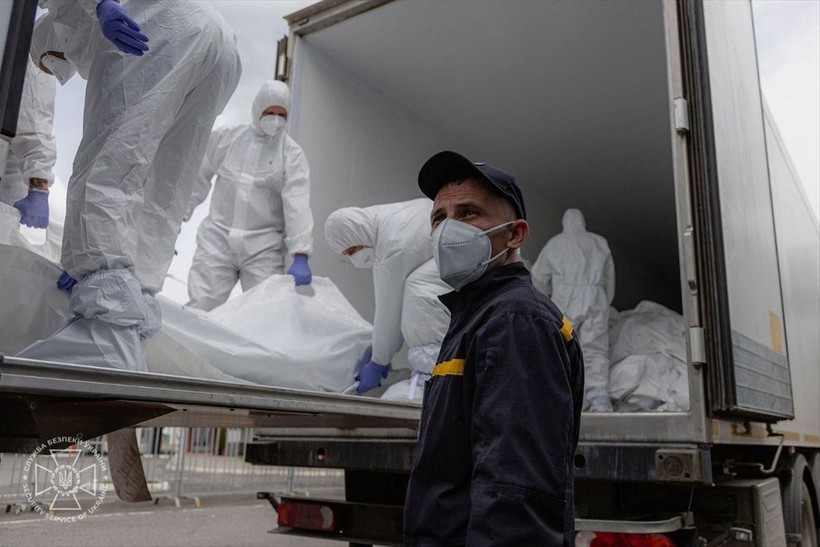Ukrayna, Rusya'dan 1212 Ukraynalı askerin cenazesini teslim aldı - Resim: 2