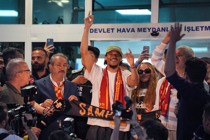 Sane transferi dünya gündeminde: Fenerbahçe’yi değil Galatasaray’ı seçti - Resim: 2