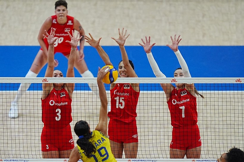 Filenin Sultanları Brezilya'ya 3-1 mağlup oldu - Resim : 2