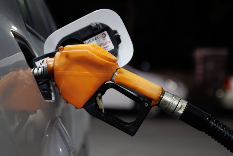 İran, ABD üslerine saldırısı sonrası petrolde sert düşüş - Resim: 4