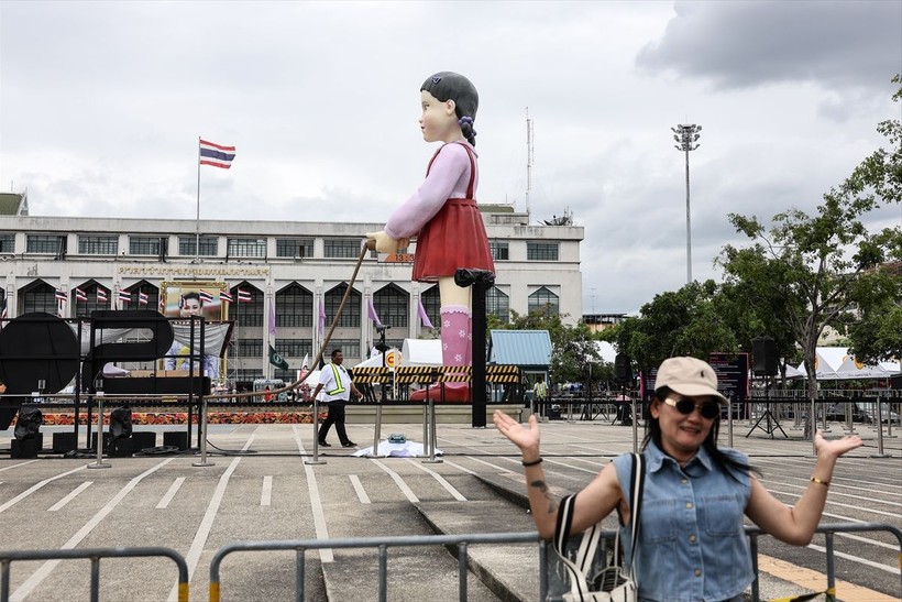 Bangkok'ta Squid Game heykelleri - Resim: 1