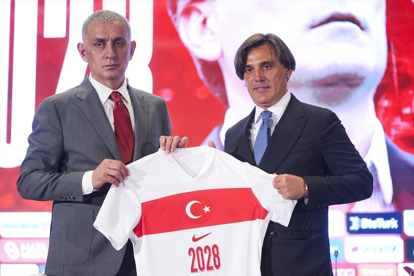 Montella bir ilki başardı! Yeni sözleşmeyi imzalarken ricasını söyledi - Resim : 2