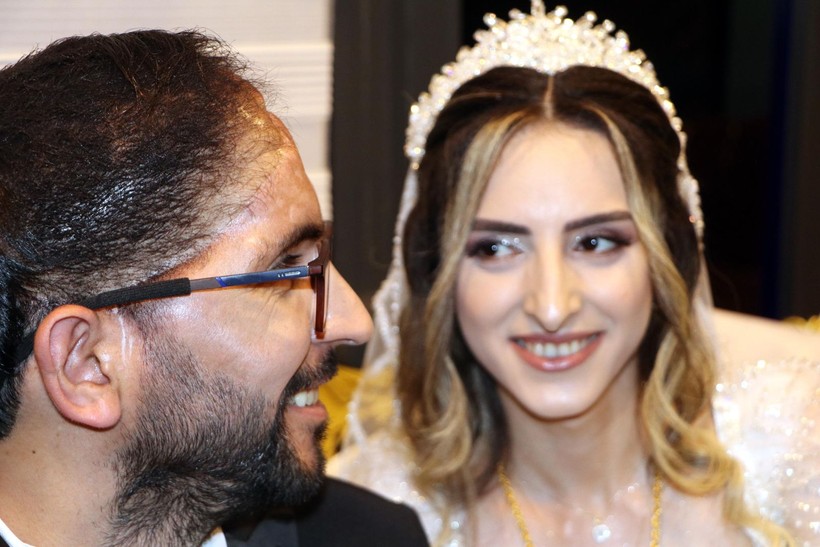 Gerçek aşk dedirten olay: Patlamada sol yanı felç kalan uzman çavuş sevgilisiyle evlendi - Resim: 1