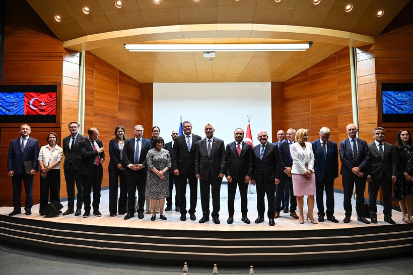 Bakan Bolat duyurdu: AB'den Türkiye'ye vize sinyali - Resim : 5