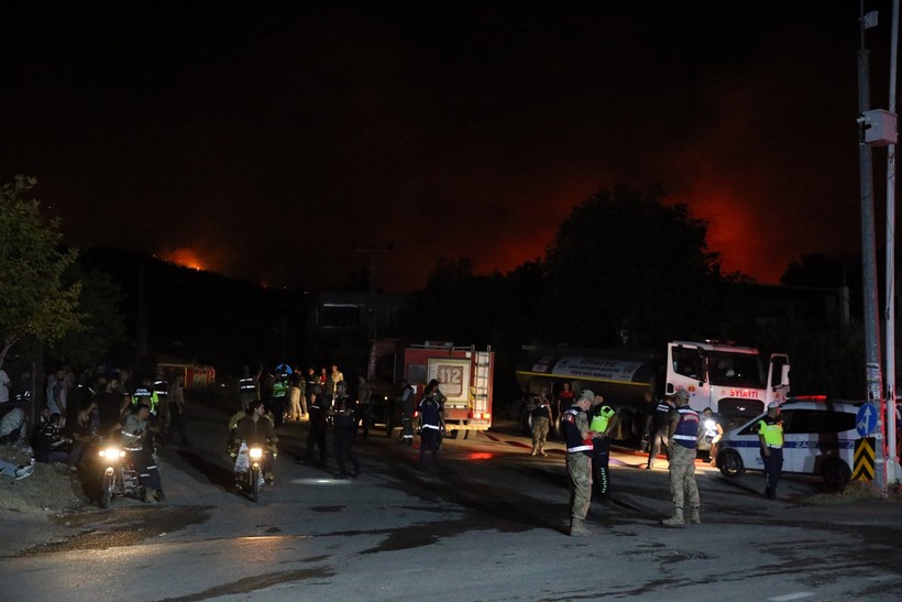 Hatay Dörtyol'da orman yangını - Resim : 4