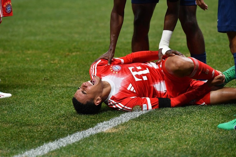 PSG - Bayern Münih maçında şoke eden sakatlık: Musiala yerde kaldı Donnaruma gözyaşlarına boğuldu - Resim: 6
