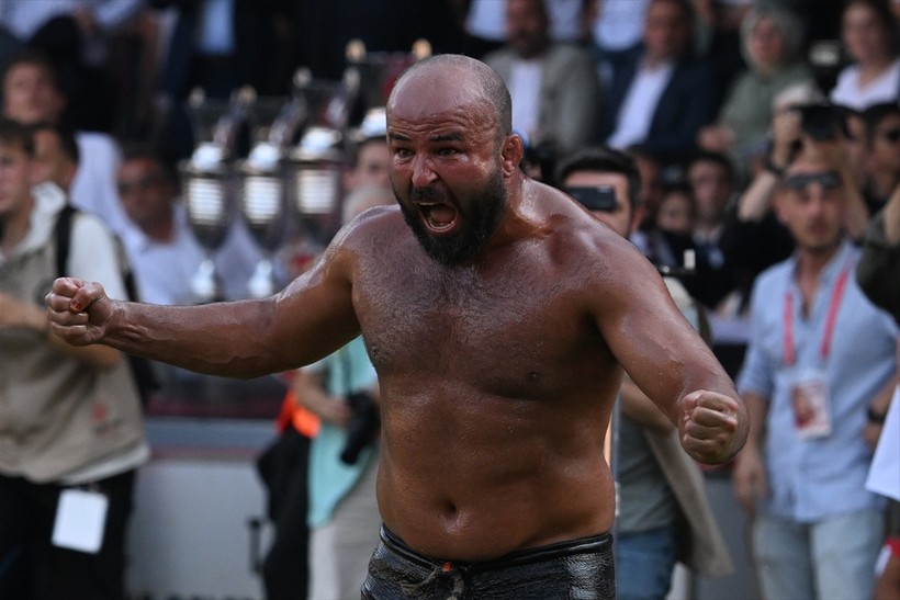 664. Tarihi Kırkpınar Yağlı Güreşleri'nde başpehlivan Orhan Okulu oldu - Resim : 1