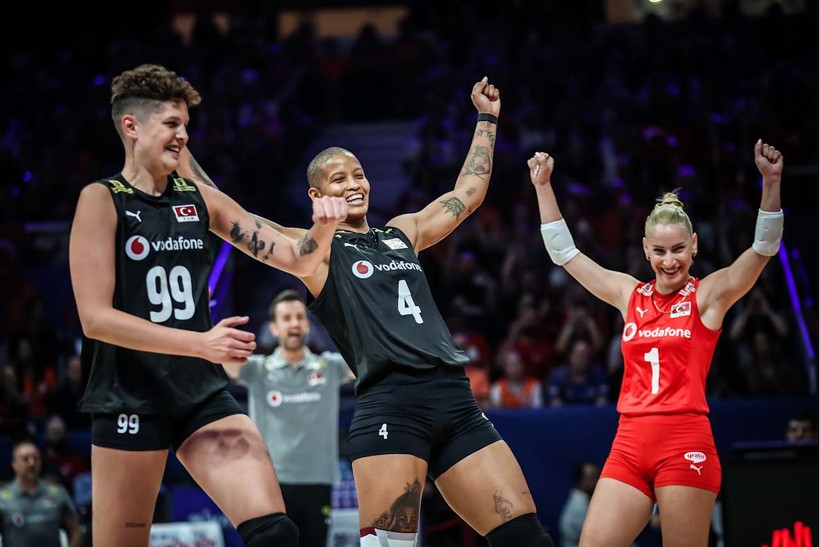 Filenin Sultanları VNL'de Hollanda'yı 3-0'la geçti - Resim : 1