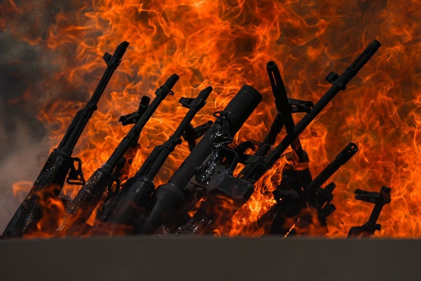 PKK'nın silah bıraktığı mağara hikayesi varmış - Resim: 1