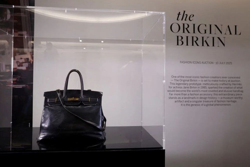 Jane Birkin'in yıpranmış deri çantası 10 milyon dolara satıldı - Resim: 5