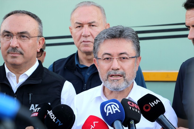 Bakan Yumaklı, orman yangınlarına ilişkin açıklama yaptı - Resim : 1