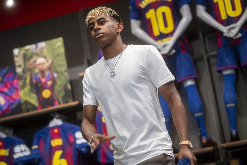 Barcelona'da 10 numara Lamine Yamal'ın - Resim: 3