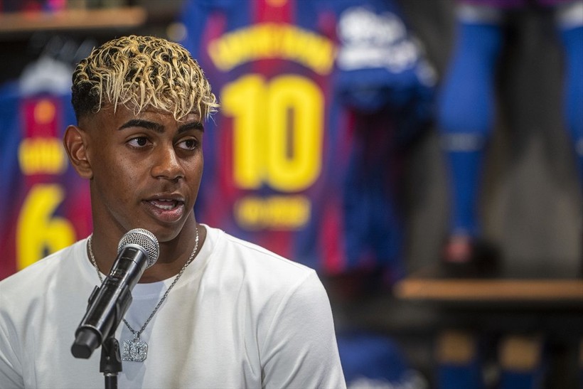 Barcelona'da 10 numara Lamine Yamal'ın - Resim: 6