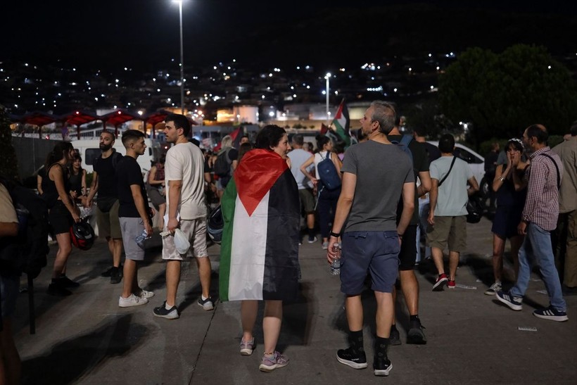 Yunanistan'da İsrail protestosu! Ülke sınırları üzerinden malzeme götürülmemesi için eylem yaptılar - Resim: 6