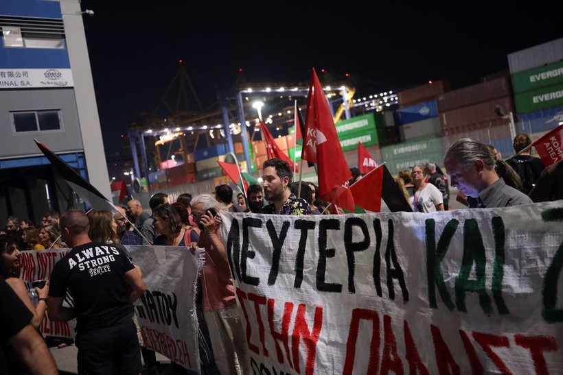 Yunanistan'da İsrail protestosu! Ülke sınırları üzerinden malzeme götürülmemesi için eylem yaptılar - Resim: 20