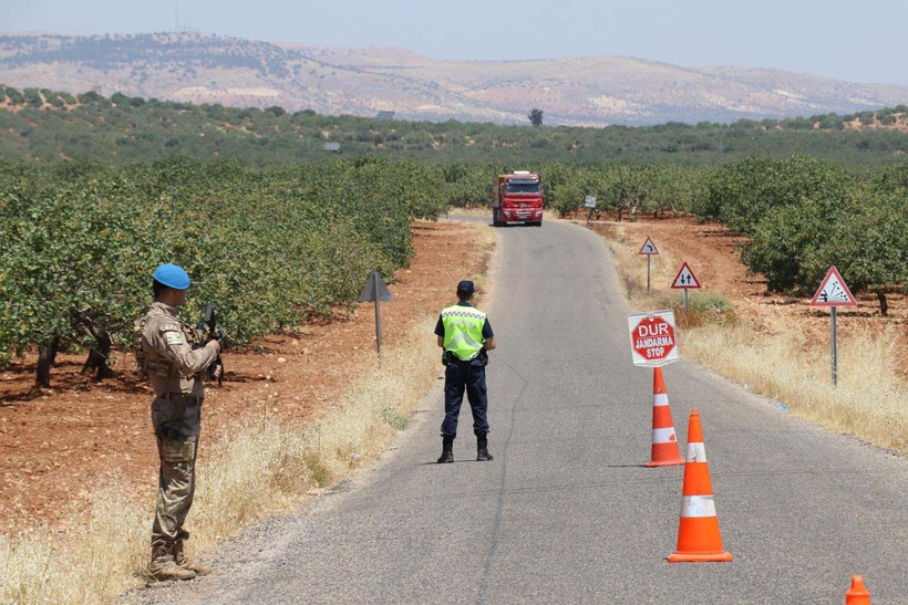 Gaziantep'te antep fıstığı hırsızlığına karşı jandarma nöbette - Resim : 3