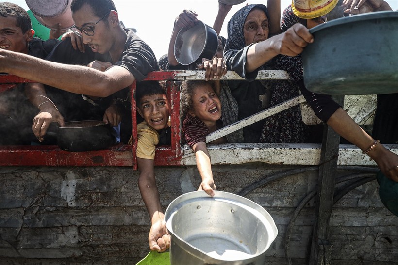 Gazze’de açlık felaketi: 111 kişi hayatını kaybetti - Resim : 1
