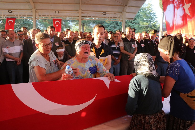3 yıl önce aynı gün işe başlayan Denizlili 2 ormancı, birlikte şehit oldu - Resim : 1
