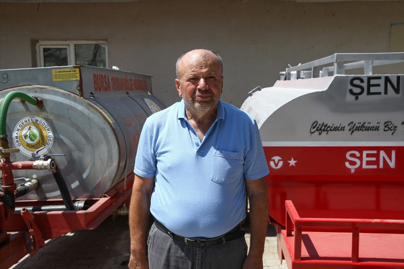 Patlak lastikle su taşıdı gönüllere taht kurdu: 3 tanker hediye edildi - Resim : 1