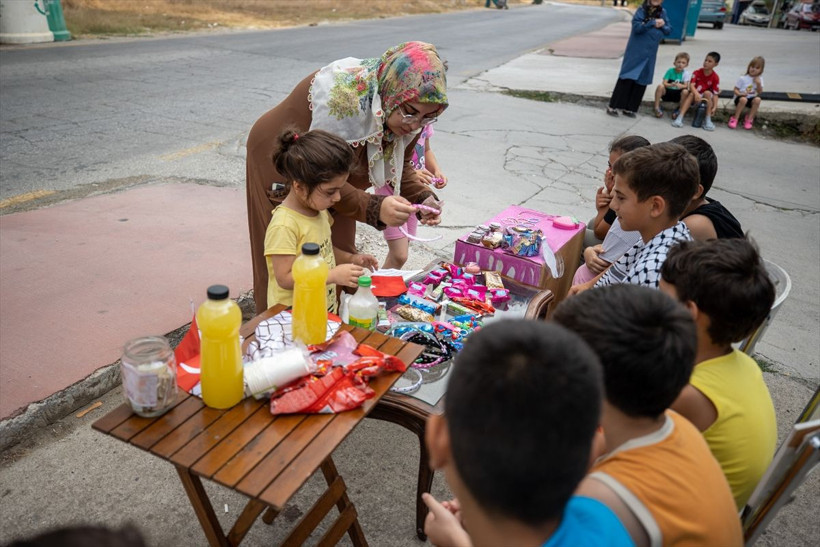 Sitedeki oyun sahasını yeniletmekten vazgeçip Gazze'deki akranlarına bağışta bulundular - Resim: 1