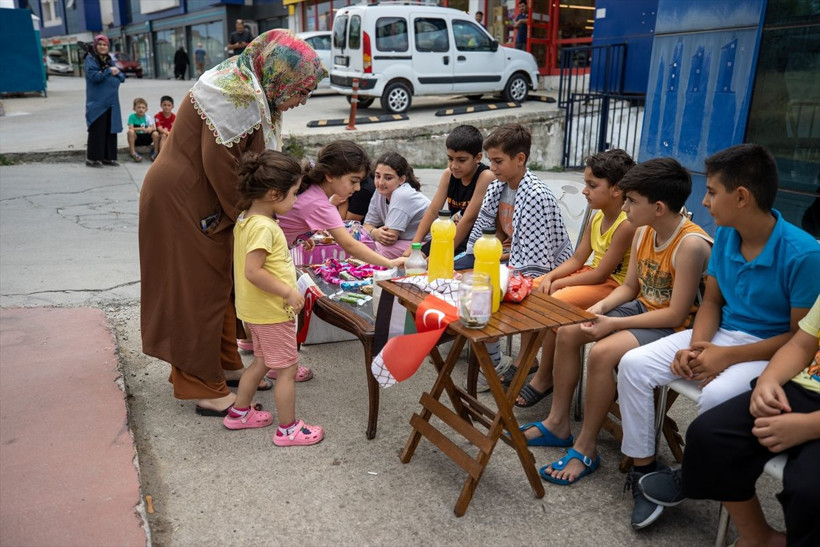 Sitedeki oyun sahasını yeniletmekten vazgeçip Gazze'deki akranlarına bağışta bulundular - Resim: 7