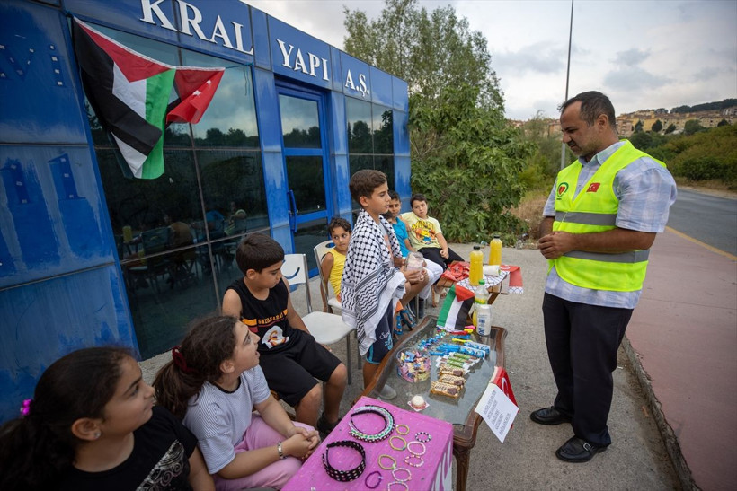 Sitedeki oyun sahasını yeniletmekten vazgeçip Gazze'deki akranlarına bağışta bulundular - Resim: 16