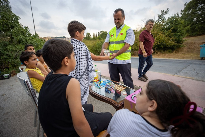 Sitedeki oyun sahasını yeniletmekten vazgeçip Gazze'deki akranlarına bağışta bulundular - Resim: 18