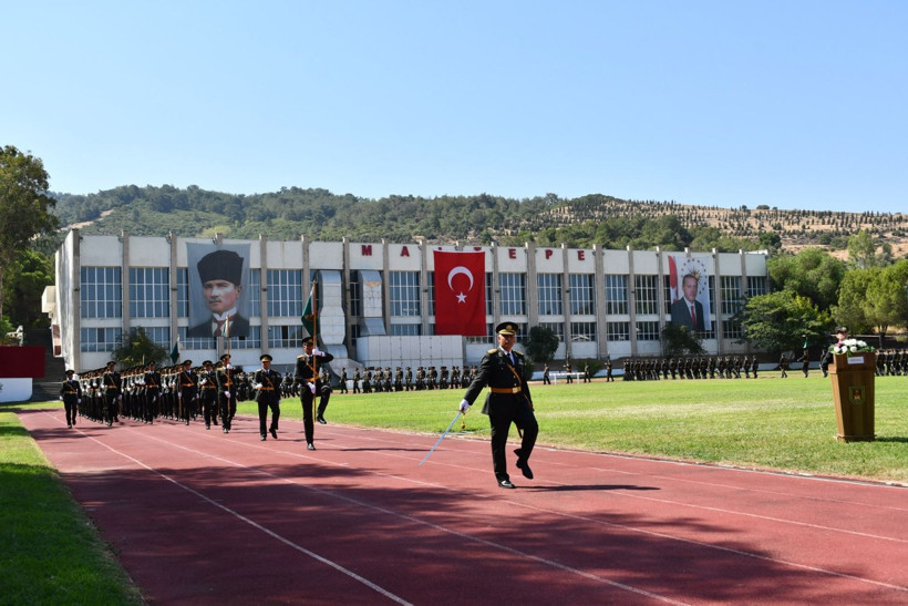 Şehit Ömer Halisdemir'in kızı Elif Nur teğmen oldu - Resim: 8