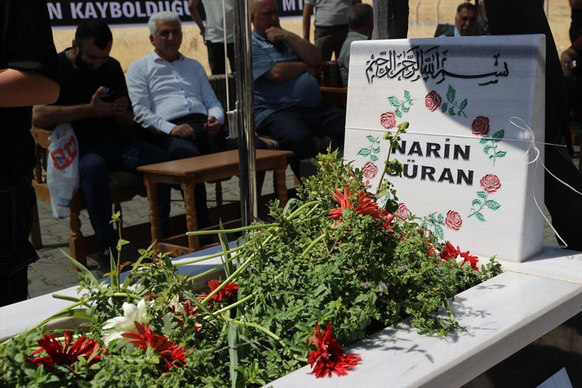 Narin Güran, ölümünün yıl dönümünde mezarı başında anıldı - Resim: 1