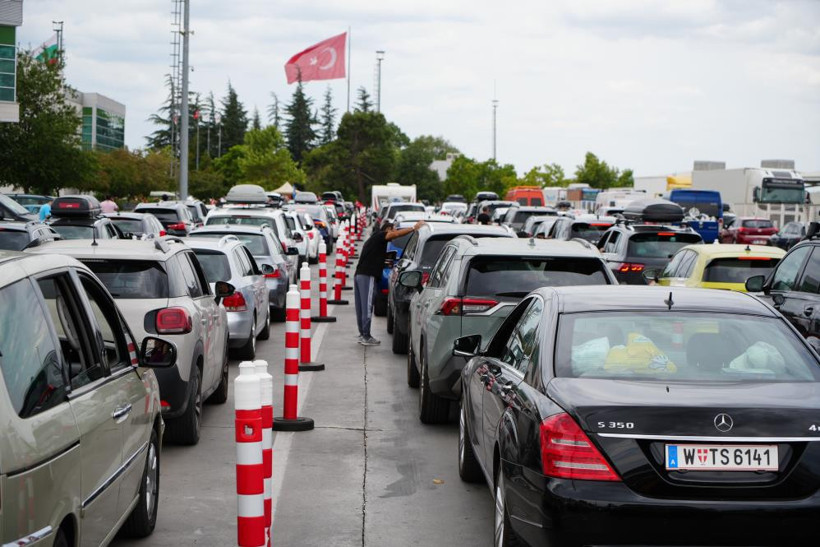 Gurbetçiler dönüş yolunda: "Gurbet kolay değil, herkes hesabını yapmalı" - Resim : 3
