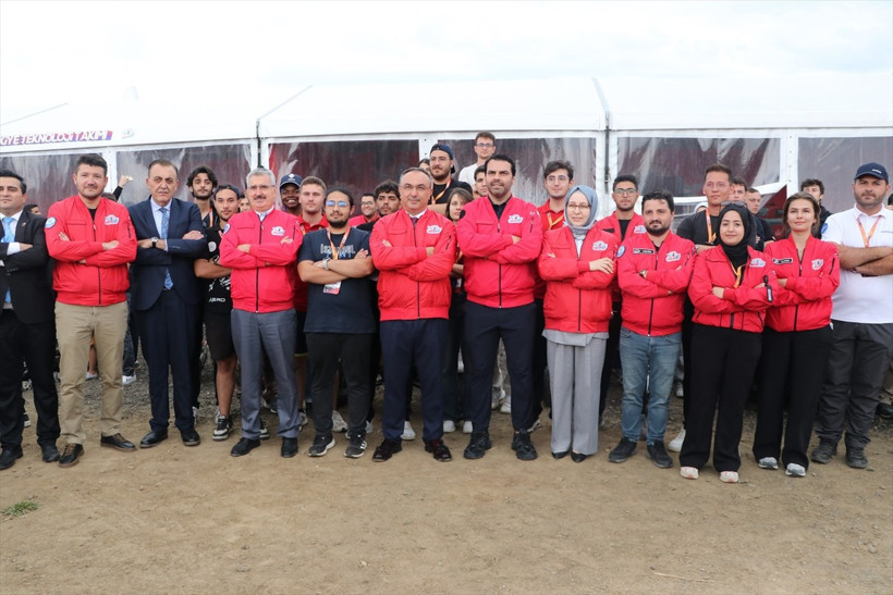 Tekirdağ'da yapılan TEKNOFEST İnsansız Kara Aracı (İKA) Yarışması tamamlandı.Tekirdağ Namık Kemal...