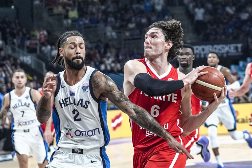 Türkiye, Yunanistan'ı 94-68 yendi! 12 Dev Adam 24 yıl sonra finalde - Resim: 6